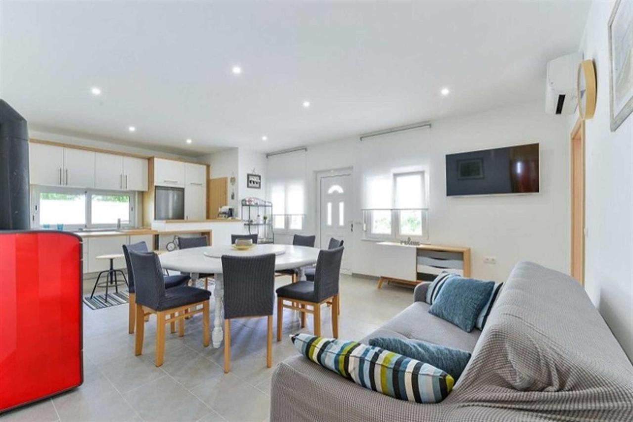 Apartment House Inga Vir Luaran gambar
