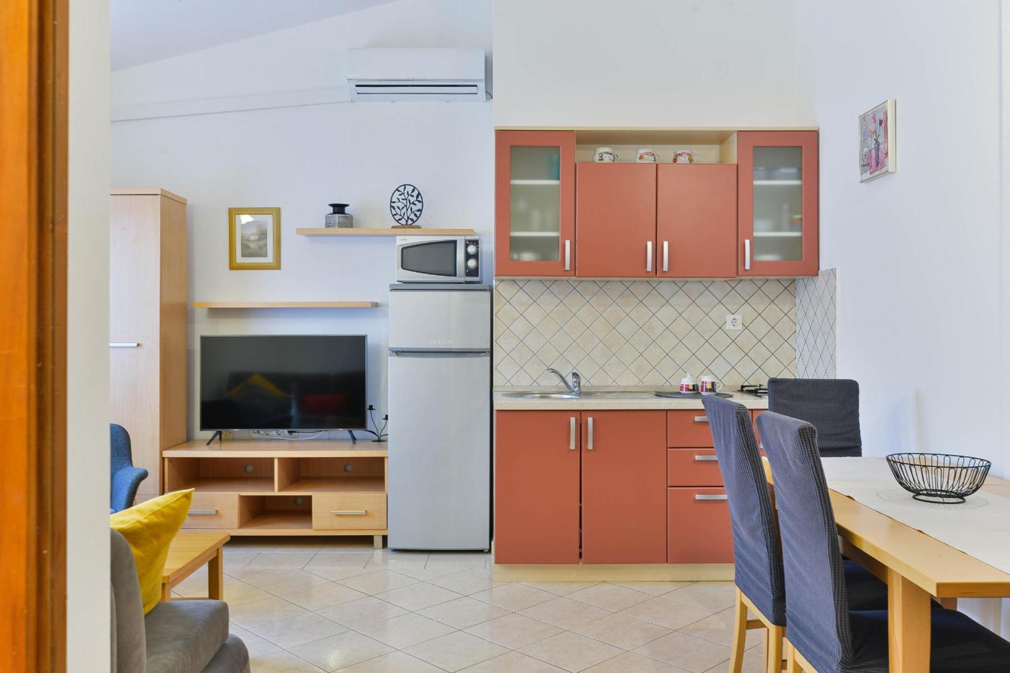 Apartment House Inga Vir Luaran gambar