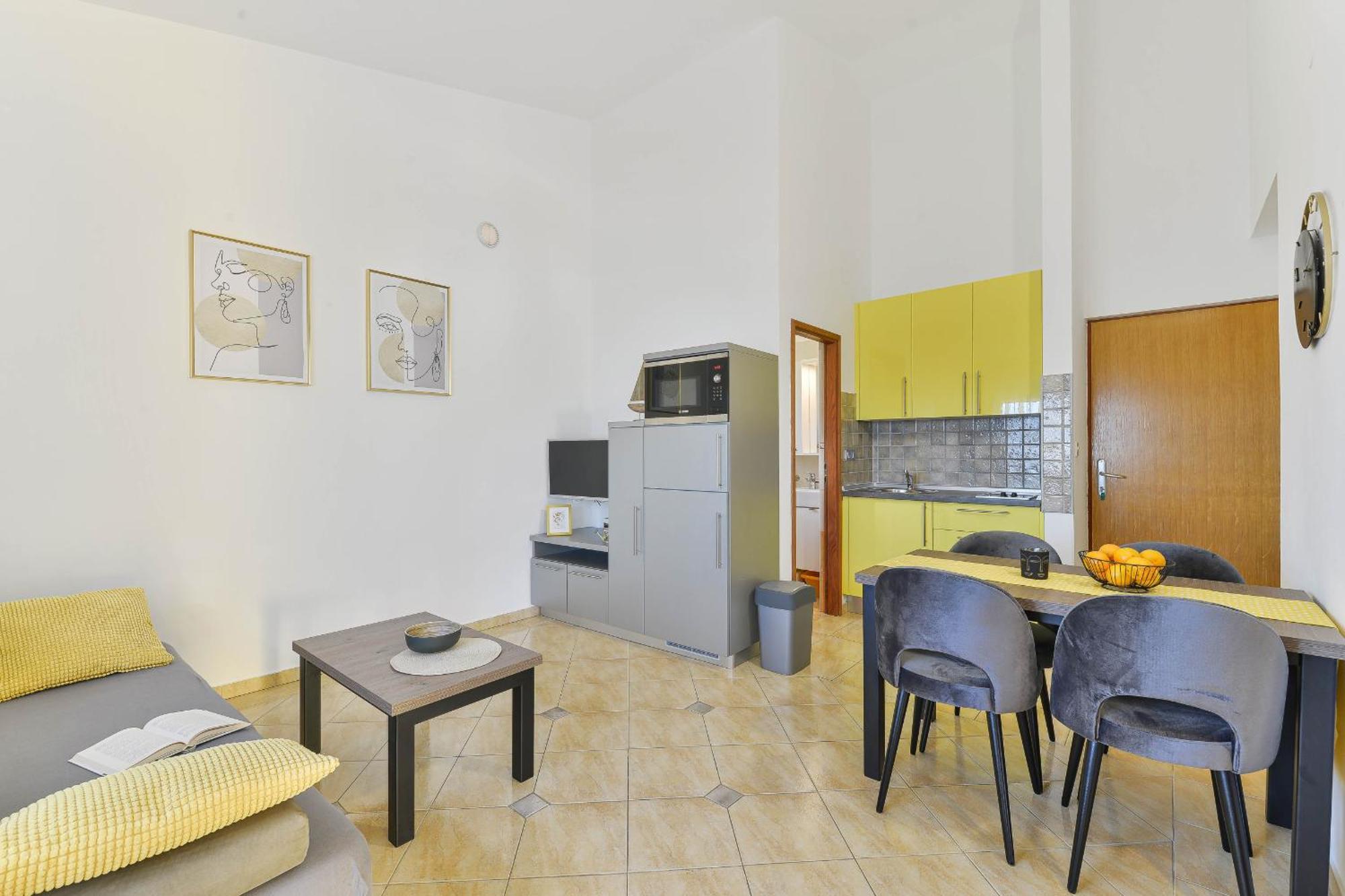 Apartment House Inga Vir Luaran gambar