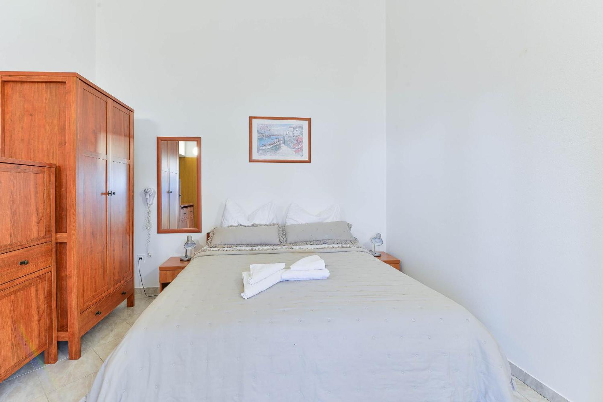 Apartment House Inga Vir Luaran gambar